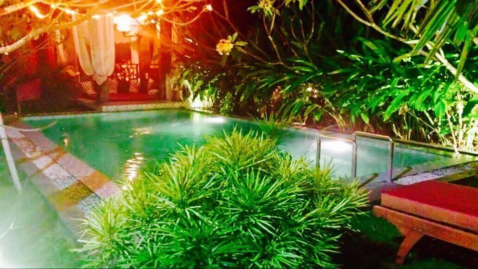 Rosseno Villa Γιογκιακάρτα Εξωτερικό φωτογραφία